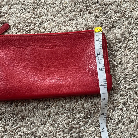 Womens Authentic Red Coach Wristlet Wallet - Picture 10 of 11